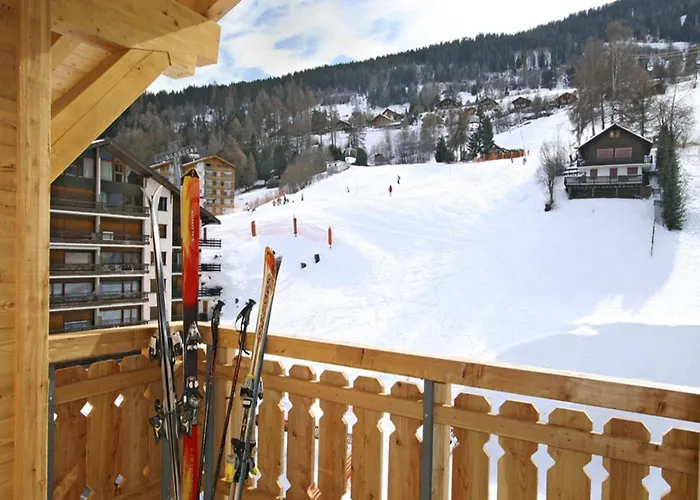 Next To Cable Car 아파트 *